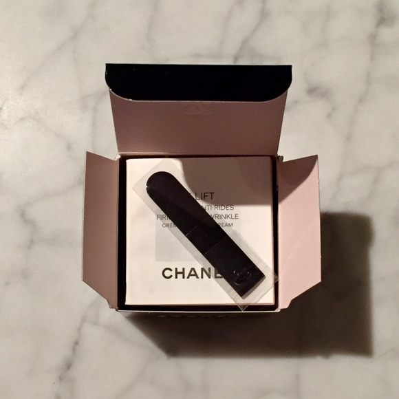 COCO CHANEL Fullsize 0.50OZ Le Lift Créme Yeux Eye Cream!$110 Ret! NEVER USED - Picture 4 of 11